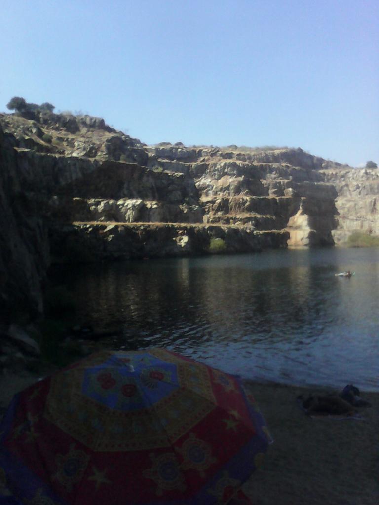 Quién dice que en Extremadura no hay calas??
Qué buen ratillo ;)
#Alcantara #cala #cantera instagram.com/p/52FWXfPKOg/