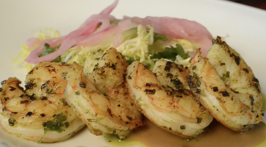 YurViewNE's tweet photo. Looking for something new to try in Newport? http://t.co/cjcF3thEn4 @dscvrNewport @GoingOutRI #Chef2GO @Nickrabar http://t.co/BgbtJ1NNR4