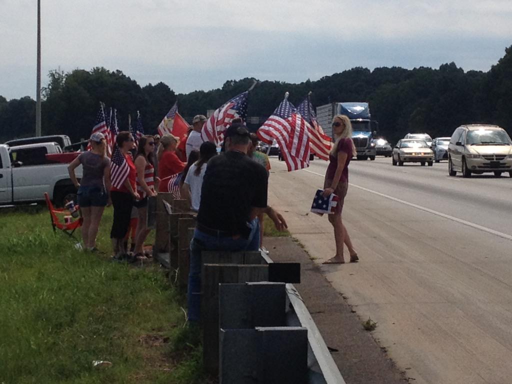 flyingkat's tweet photo. Waiting in Acworth #SkipWells @wsbtv http://t.co/cErwKoTk74