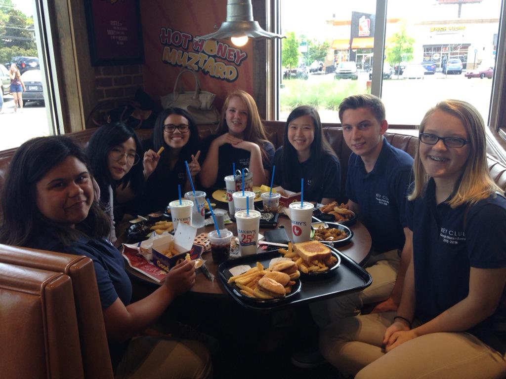 GAKeyClub's tweet photo. The GA District Board stops for a quick lunch during the Summer Board meeting! #gakeyclub http://t.co/UTAAmFtN7X