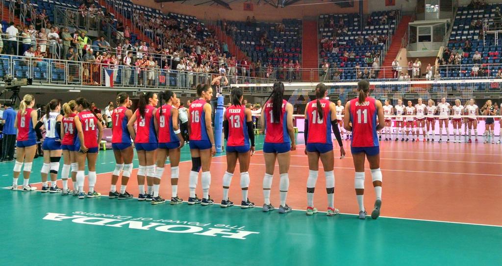 FedPURVoli's tweet photo. En 20 minutos el partido Puerto Rico vs. Polonia el ganador mañana v. Holanda @FIVBGrandPrix #YoSoyVoli http://t.co/MeiS0sbwx5