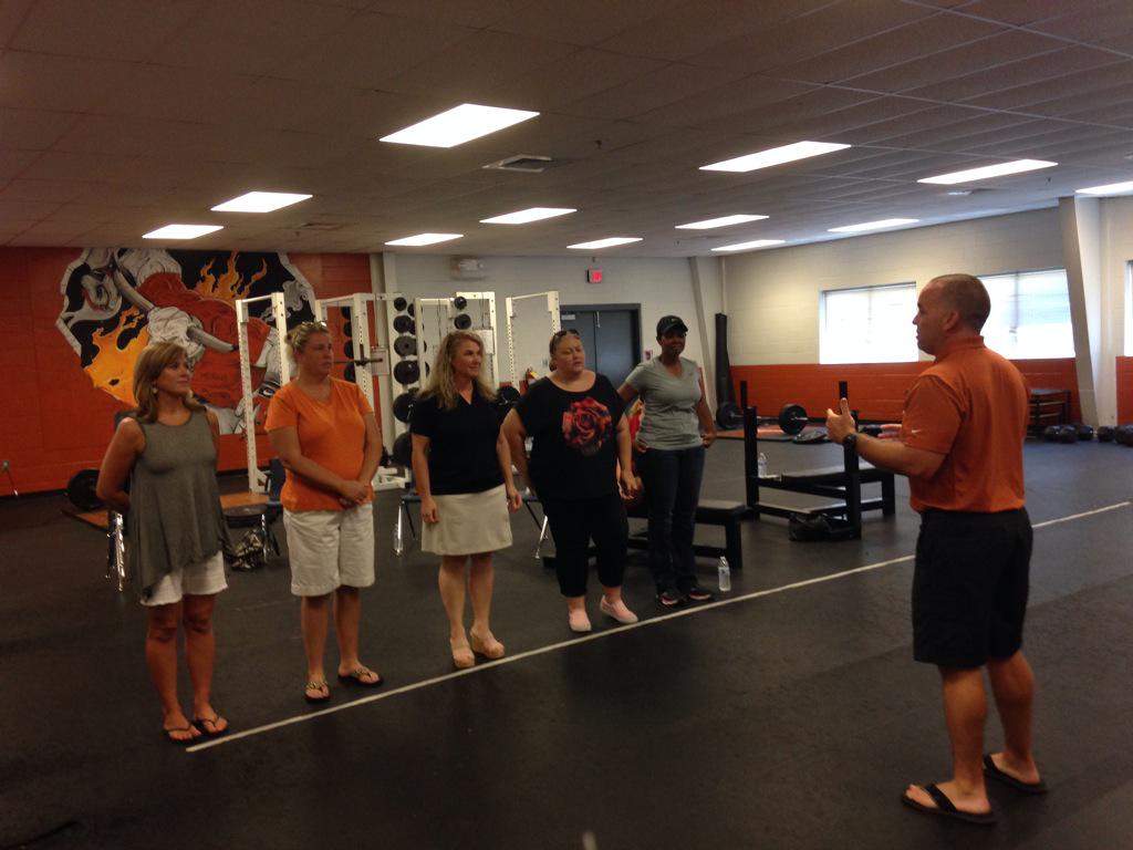 LanierFootball's tweet photo. Mom's Clinic 2015! We love our Longhorn Mom's http://t.co/PaQ1Rk1Lrp