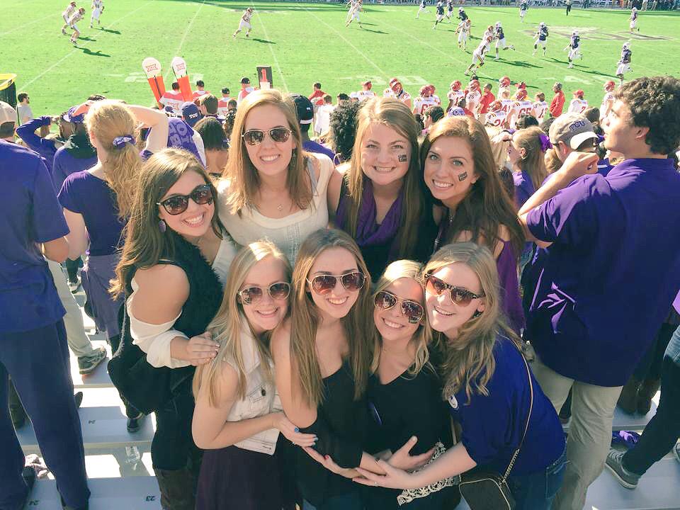 Laurenarose10's tweet photo. BEYOND excited to be back with these ladiesππ #SigmaKsaturday #9days #tcu19 #tcusigmakappa http://t.co/0F9fq3l8W6
