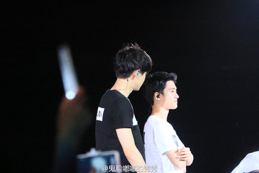 ChanSoo_TH's tweet photo. [Preview] 150801 Chengdu Con #chansoo cr.鬼脸嘟嘟的秀秀 ออร่าความรักแผ่ซ่าน~ http://t.co/NkFe2bHesL