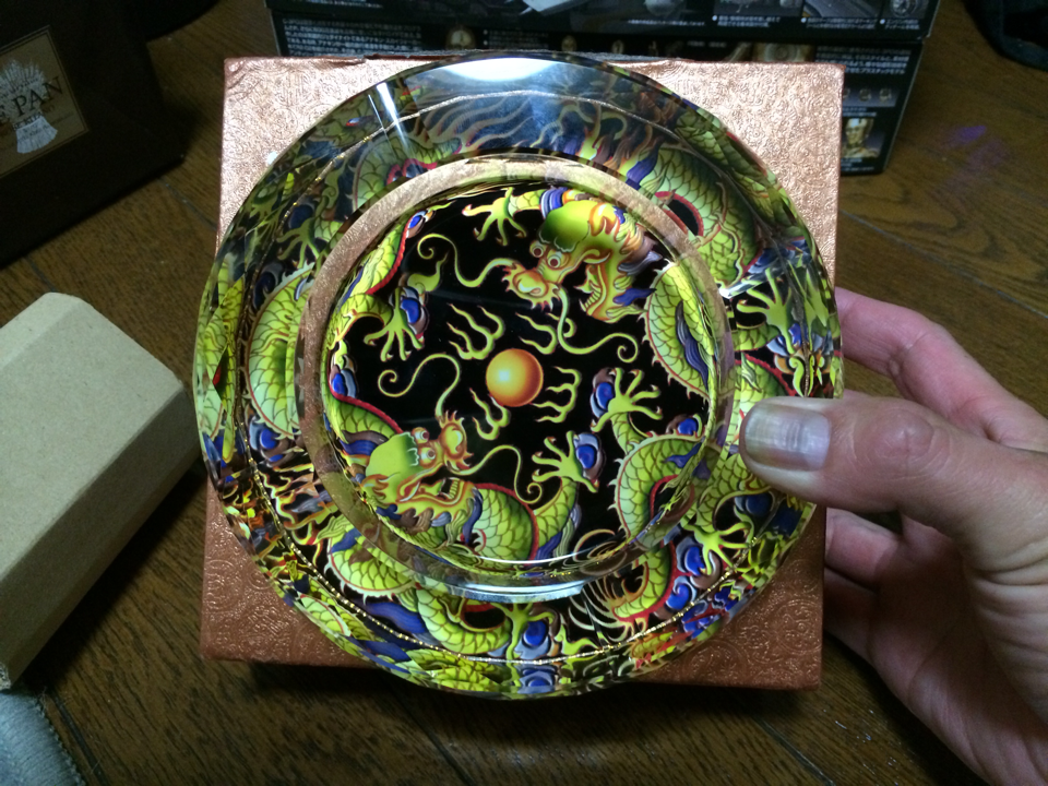 時代遅れ 意味のある 伝統的 やくざの事務所仕様灰皿 Incom Networks Jp