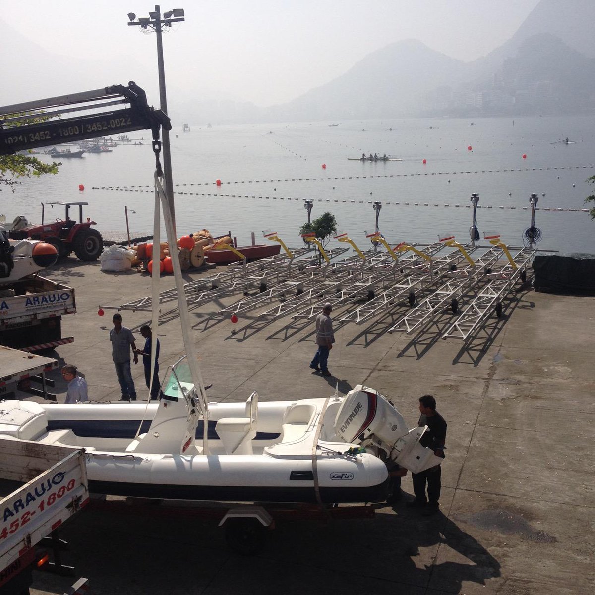 arjenuijterlind's tweet photo. While jogging around Lagoa de Freitas: Preparations for World #Rowing Junior Championships #TesteventRio #Rio2016 http://t.co/duR1Zqrsaf