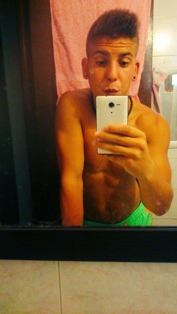 Nacho28331098's tweet photo. Buenas tardes.. http://t.co/v9KQ6QxJfQ