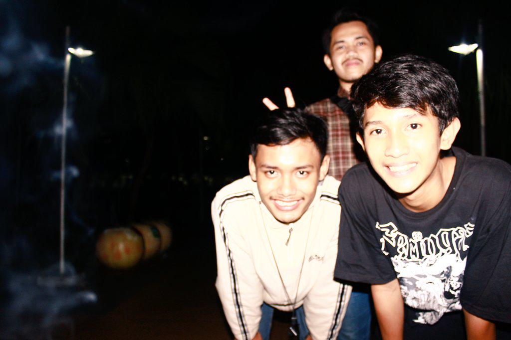 _aliakbar21's tweet photo. http://t.co/Cnq9esi34t