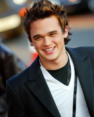  Today is my birthday! Once you get the congratulations from you, I am sincerely happy Plz follow me 