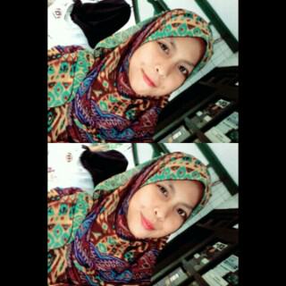 triyaniutri's tweet photo. Hijabersss ;;) http://t.co/RmXghQ4XH6