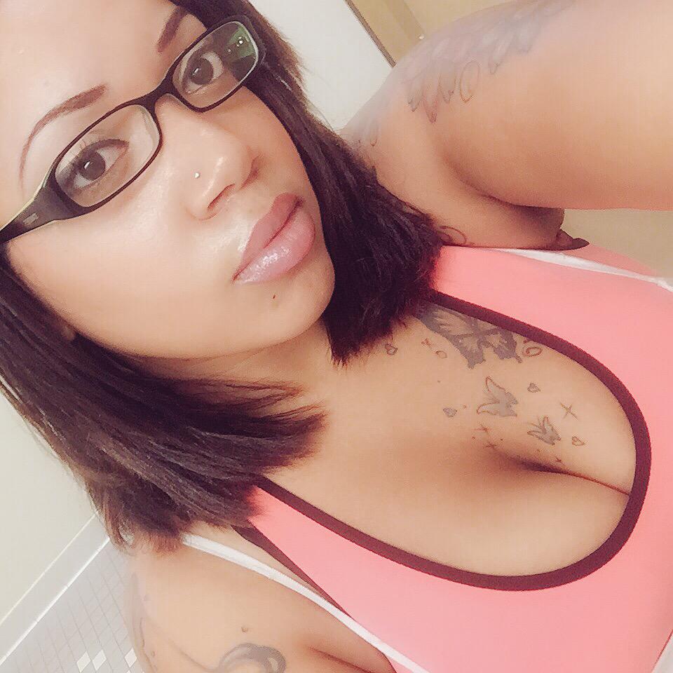 OLIVIA (@mixeddoll92) on Twitter photo 