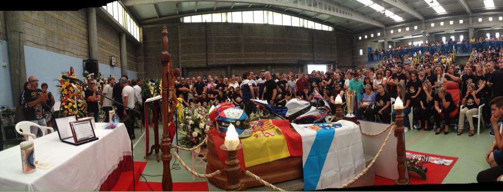 orgullocev's tweet photo. Hasta siempre amigo, hasta siempre Dani Rivas. Ya eres #EternoDR7 http://t.co/0qb7LbvDGe