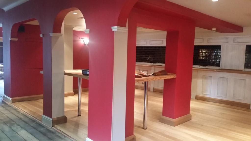 JamiesBarLE1's tweet photo. New bar sneak peak...... http://t.co/sxbZryo2Ee
