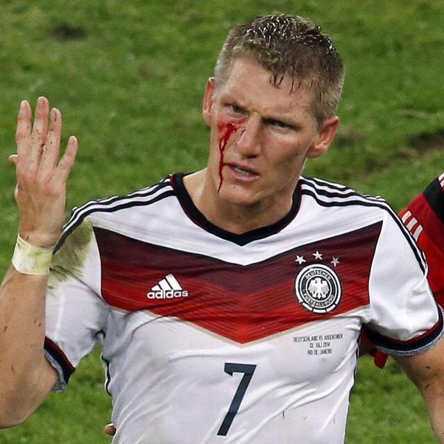 Happy Birthday to another World Champ Bastian Schweinsteiger        