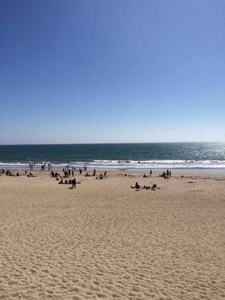 zeppelin_fan02's tweet photo. Another pic of the beach http://t.co/lnO6eROLns