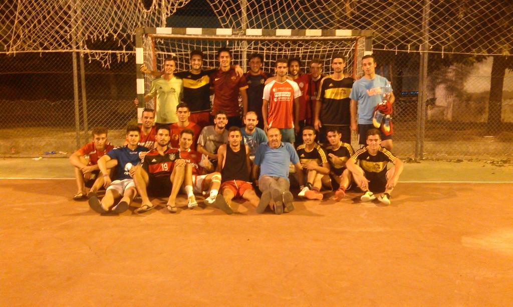 victorMM18's tweet photo. Otro Subcampeonato este del 12h de Portugos , geniaal con esta gente gusta ir donde sea :) http://t.co/l9l163CZlJ