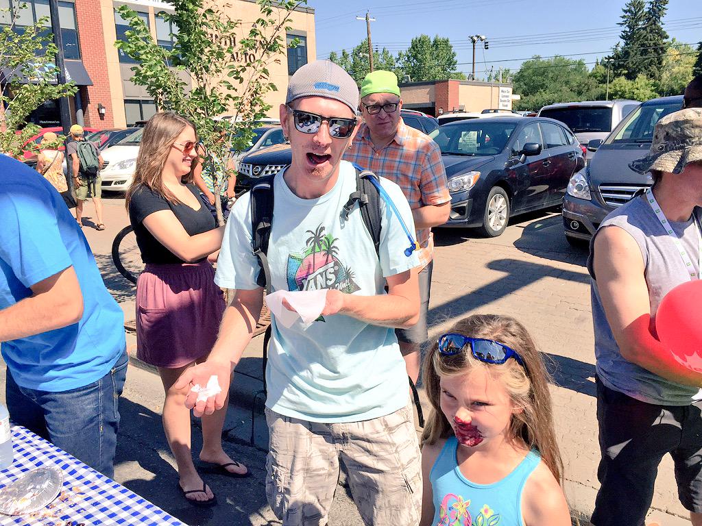 RANSOM_MONEYBAG's tweet image. Well... I tried. #PieEatingContest @sunfestyyc