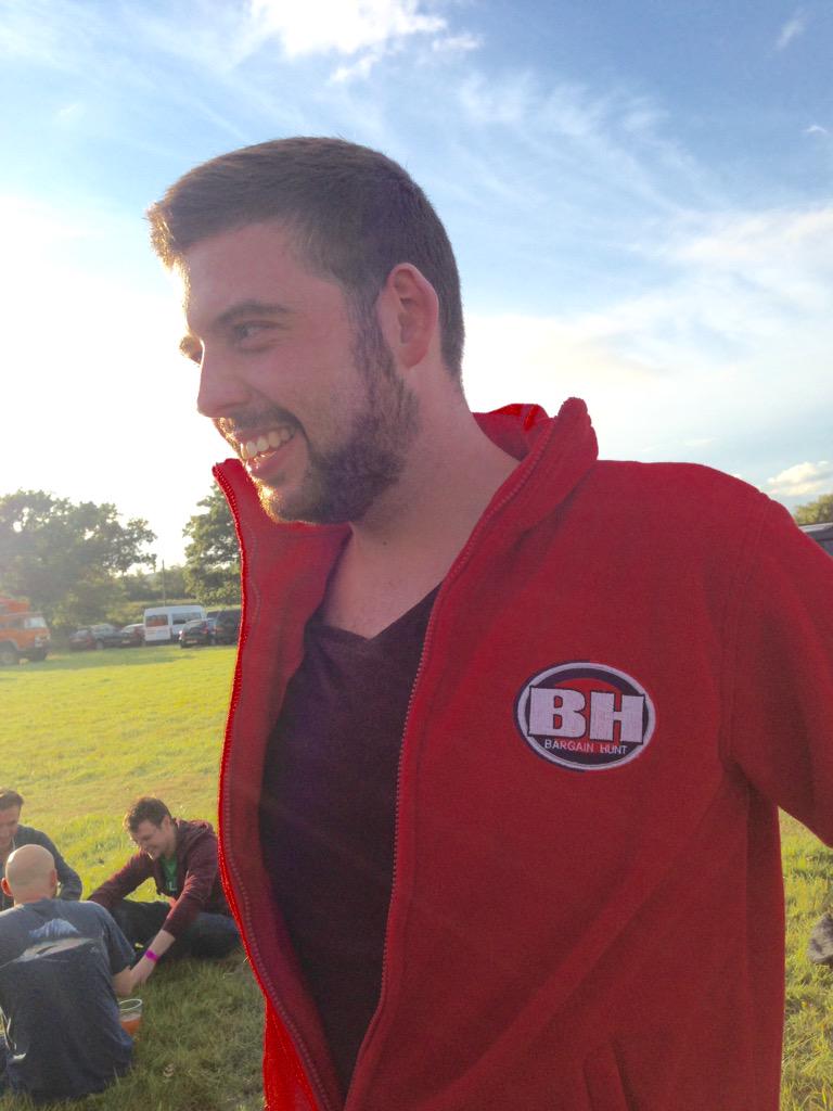 The Reverend, in a Bargain Hunt hoodie, ready for action at <a href="/HayDayFestival/">Hay Day Festival</a>