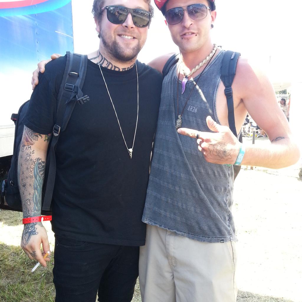 HoHlancaster's tweet photo. My boy Josh aka @ImFigure preparing for his 4pm set here on the beach! You ready for that bass?? #figuremusic http://t.co/t9TZ82JX1Z