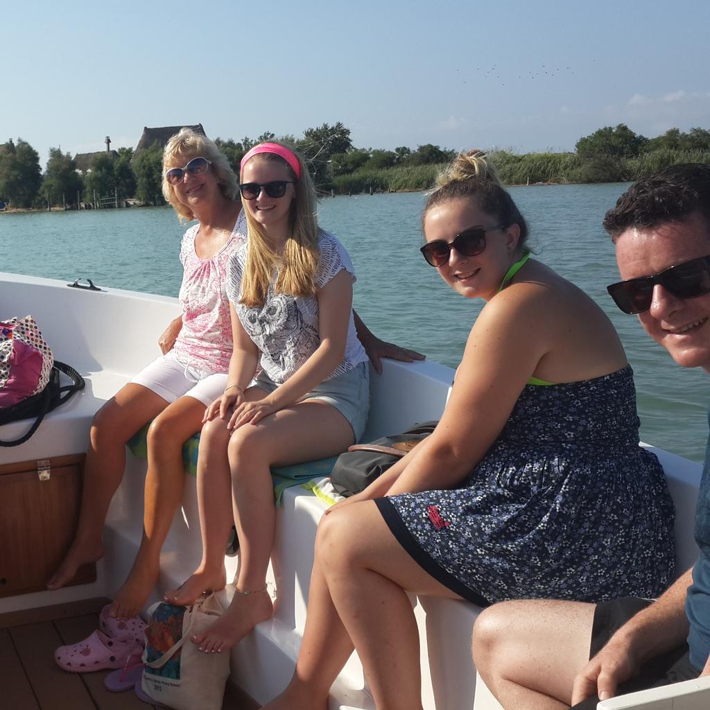 campabiker's tweet photo. Smiles are the best reward ever! #FromSandToRocks @caorle_it @CaorleBy @TurismoVeneto @IveVeneto @CaorleEventi http://t.co/vISY7GbVXA