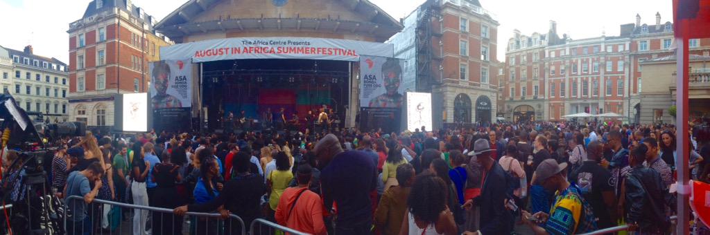 Petrie76's tweet photo. Filming at a free concert in #coventgarden for @TheAfricaCentre &amp; @barefootliveuk GREAT FUN! &amp; a beautiful sunny day! http://t.co/7388xqxCcs