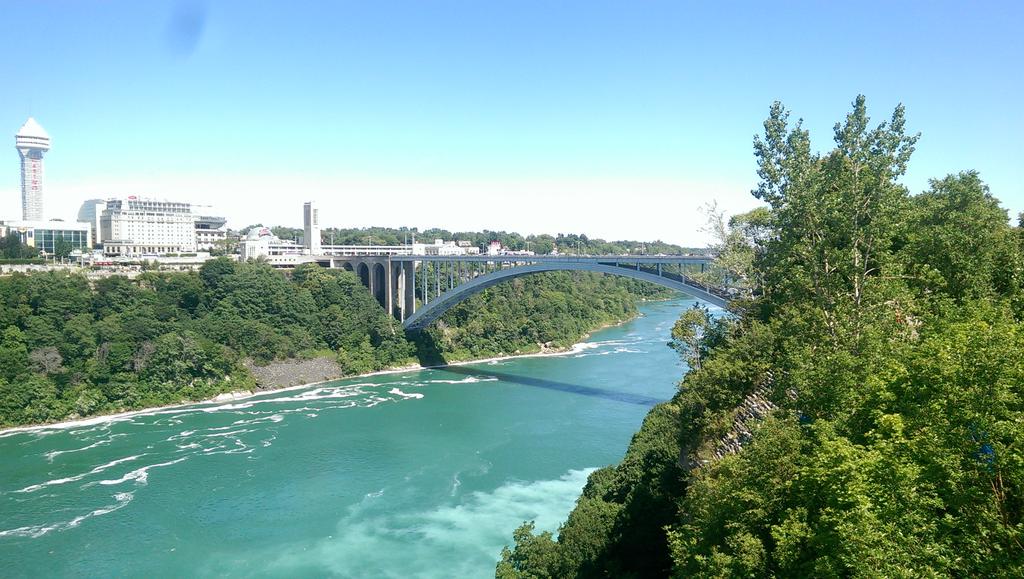 Sami11Otaif's tweet photo. ##Trip_to_Niagara_Falls
#New_York
#kent_State
#kent_State_University
#Jazan_University
#Niagra_Falls
#2015_8_1 http://t.co/k9VVIkZRkR