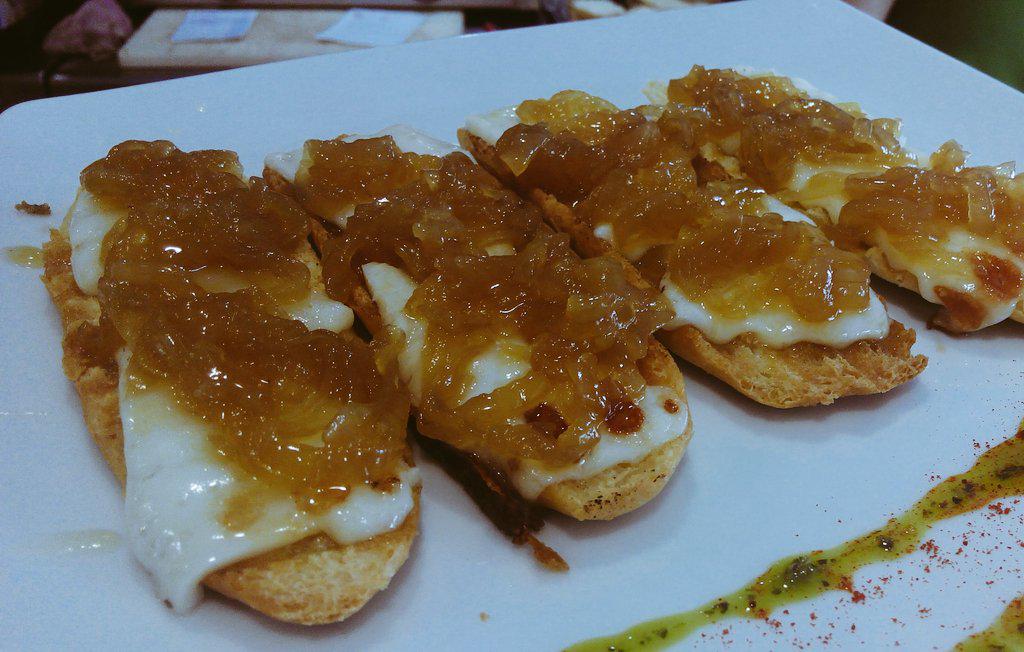 Plan para esta noche? Vente c/ tu pareja o amigos a nuestro #Gastrobar! Tapas desde 1.50€! #SanPedroAlcantara