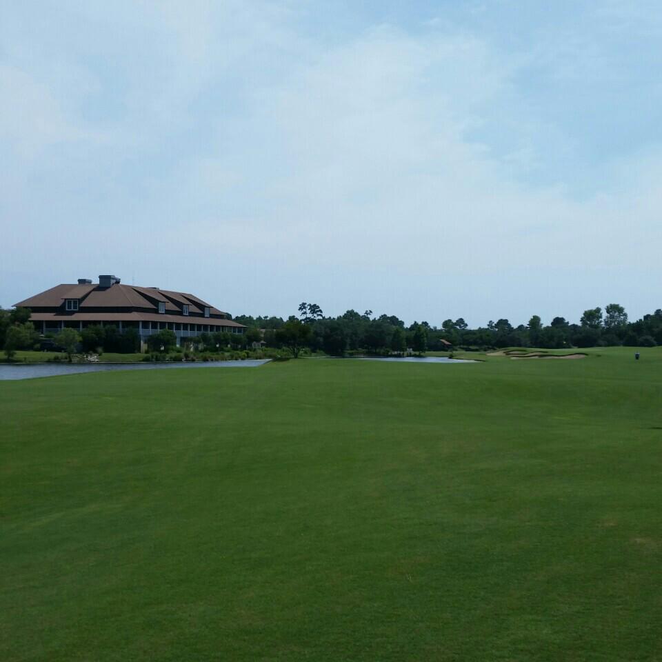 dougfowler's tweet photo. It was almost too hot for golf. Almost. #faziocourse (at @barefootresort) https://t.co/y0eAt8xXrk http://t.co/A7Pslf1pY8