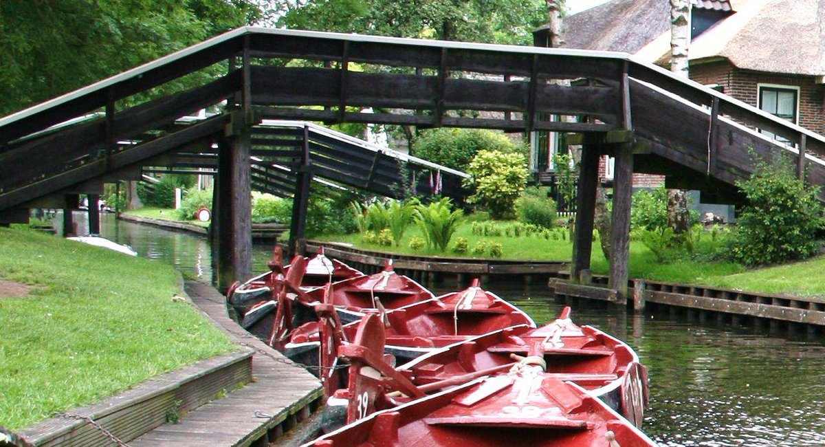 Tip: Boek nu het Giethoorn arrangement! Vanaf volgende week lopen de temperaturen weer op. bit.ly/1D8q6Fv