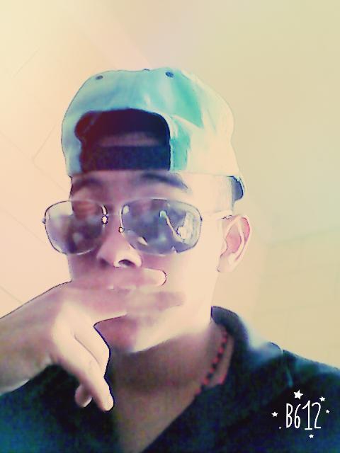 canelosdd's tweet photo. ¡Cómo me gusta escuchar tu risa! http://t.co/MpSt3xfaaQ #B612 http://t.co/1jNW7LjSf5