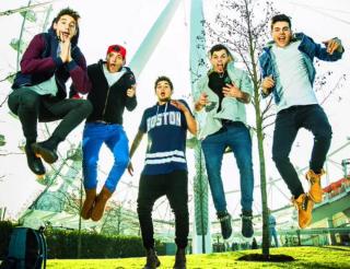 _chogiwa___'s tweet photo. My #TeenChoice for #ChoiceWebStarComedy is @janoskians http://t.co/Xg2xU0DbKL