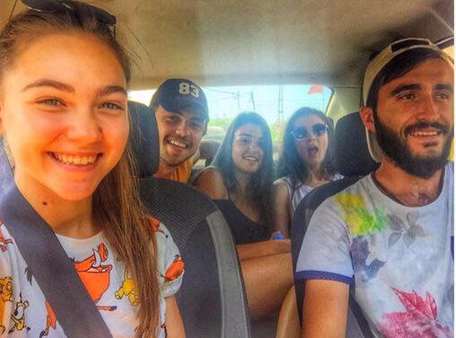 Prenses Kardeşim Bizi Çekermiş  Süslüyle Aliş'te yanımdalar hani 😇😏 #GK #GuenesinKızları