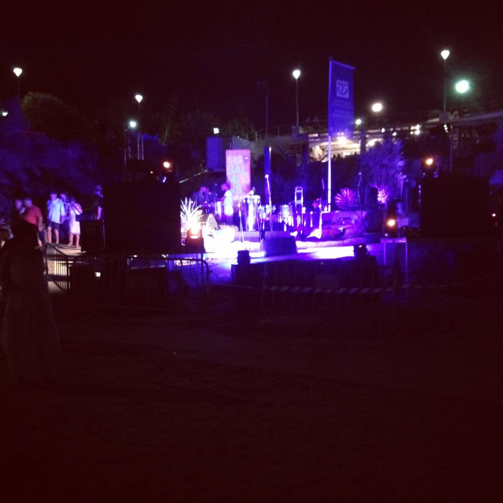 elegibositges's tweet photo. Ja ho tenim tot preparat! Ens acompanyes?#15anysdecalabalmins!@CalaBalmins http://t.co/zzhvemdrnB