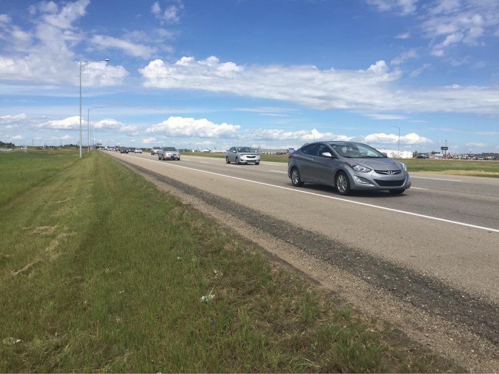 tundratrav_cbc's tweet photo. Crazy traffic on the QE2 today! Drive carefully!! #cbc #AugustLong #yegtraffic #abroads http://t.co/fzCFHiB7VO