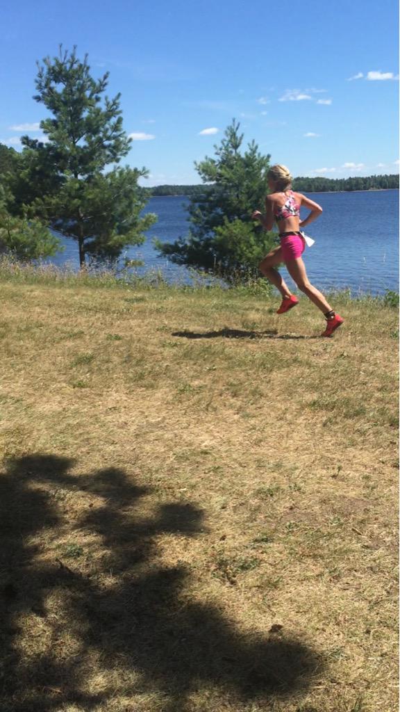 bsbsolson's tweet image. Fun @rootbeertri! @sarahholsonn for the win!