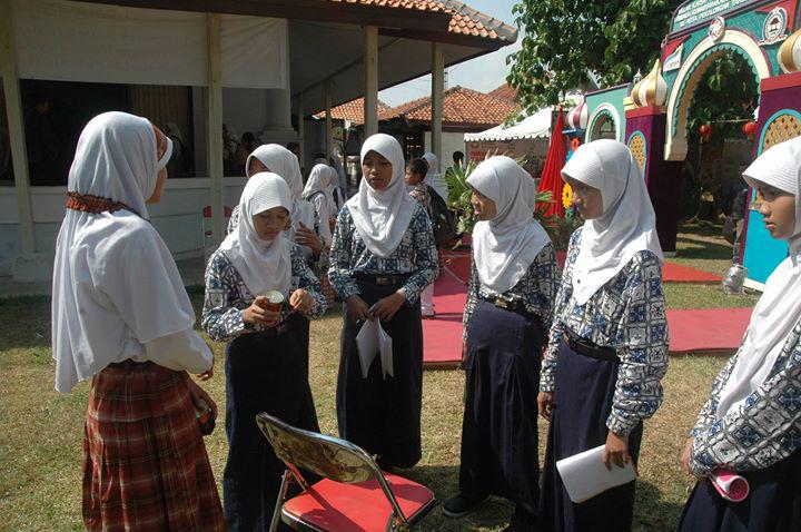 <a href="/official_KLJI/">KLJIndonesia</a> <a href="/kljjogja/">KLJ Jogja</a> Pengunjung antusias pd workshop klj hari pertama