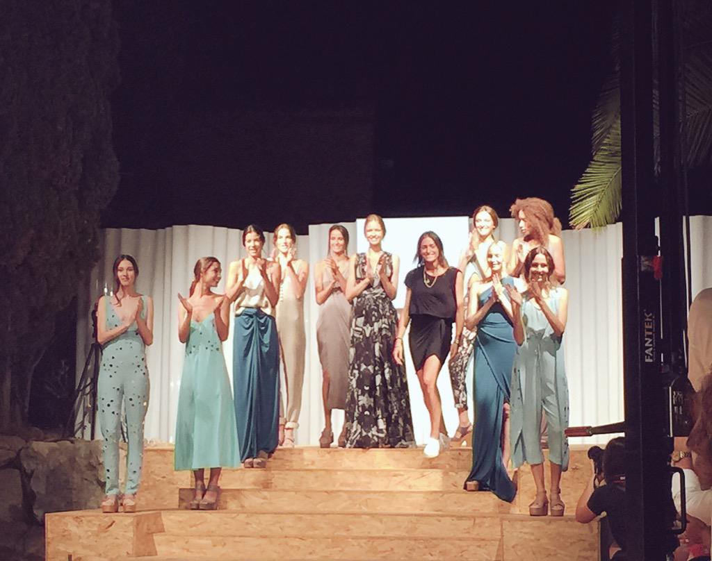 ViewsByLaura's tweet photo. Felicidades @mariaroch_bcn !! 💘 Precioso Desfile!! #CBFW015catwalk #CBFW015 #costabrava #CostaBravaFashionWeekend http://t.co/tjGX9Wdudf