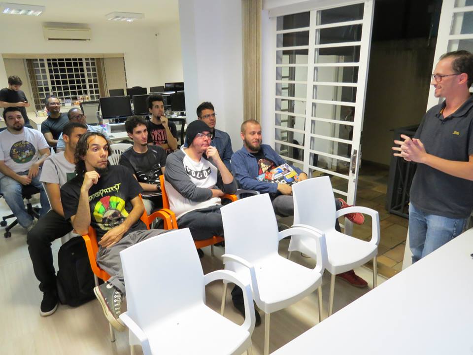 tfmoliveira's tweet photo. First @nodeschool Campinas was amazing! http://t.co/FEff7tWKYN. Big thanks for our sponsor @agenciaweb @ericprinci ! http://t.co/SztrQ6wNhq