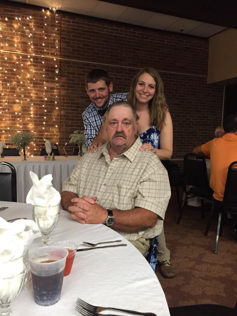 janacrites's tweet photo. Ready for dinner! #kintnerwedding http://t.co/aR6wec97aF