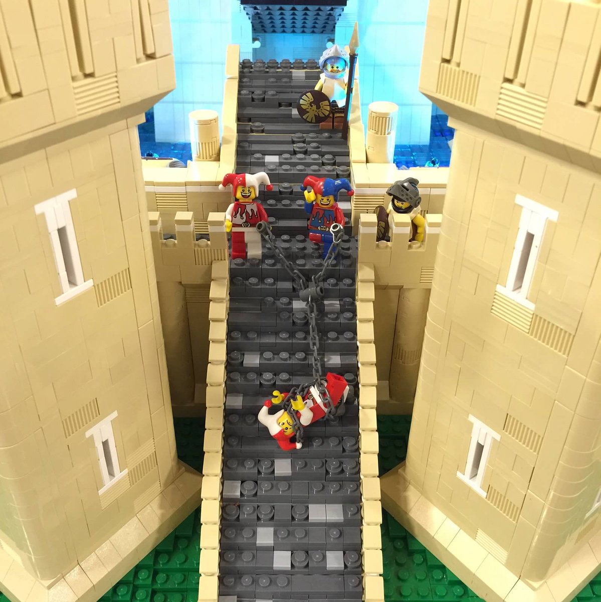 MOCTrials's tweet photo. Some people can't take a joke - Caergrant Palace @BrickFair http://t.co/hK5aubOrka
