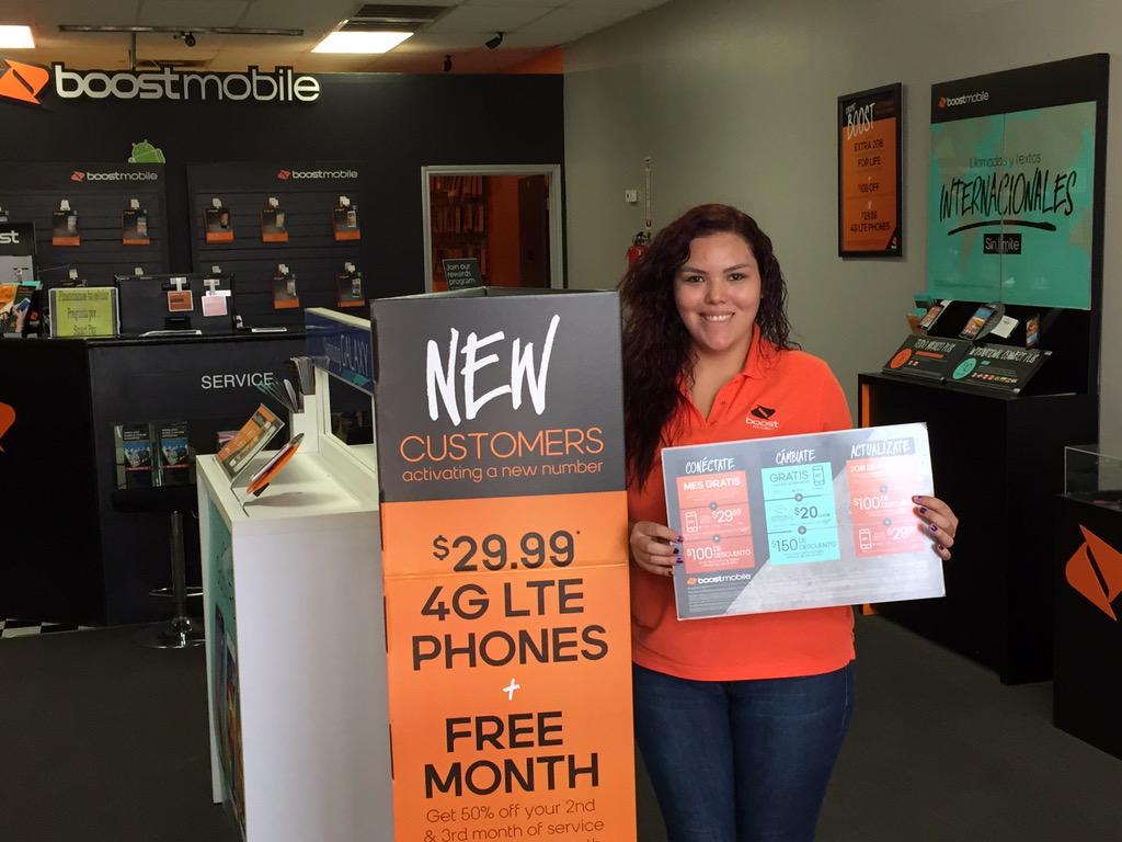 DannyPulido27's tweet photo. Kayla with R&amp;R trained and ready to sell!! #switchjoinupgrade #BoostHasYouCovered  @KristyPfahler @TimMiller44 http://t.co/dYdgMuDbsb