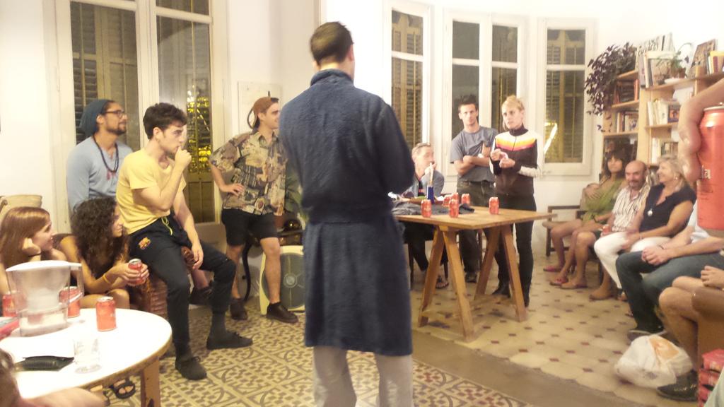 Teatro del bueno...@prisamata #sedeunlugar #barcelonacity Cómo mola la peña que se lo curra!!!!❤❤❤