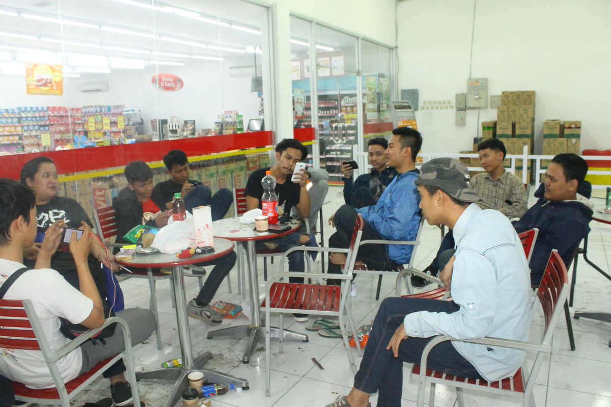 Nongkrong bareng with m17kbc, m17ktkuda \m/