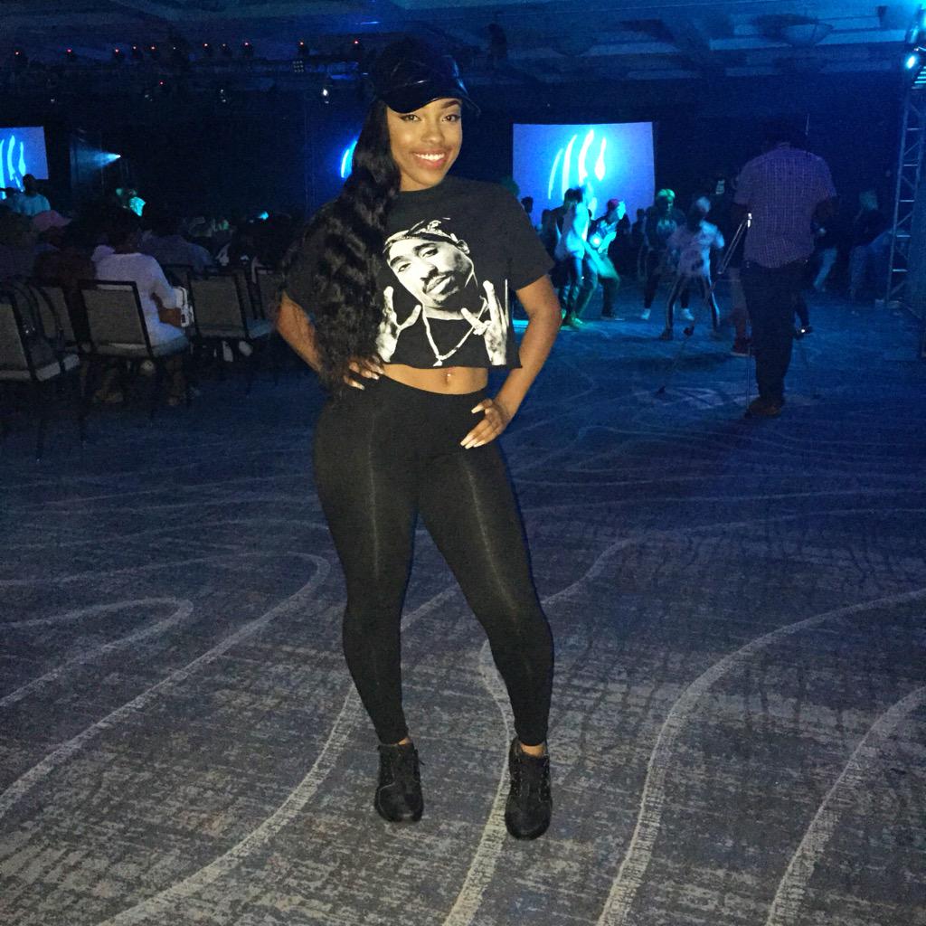 dejacarter_'s tweet photo. #buildabeastexperience2015 http://t.co/630r71BdvP
