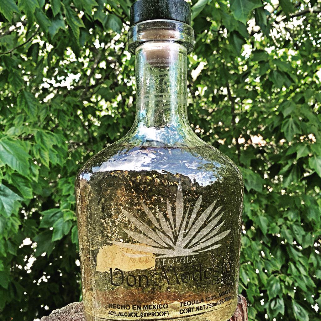 DonModesto's tweet image. Summer. Saturday. Tequila #donmodesto #puretradition