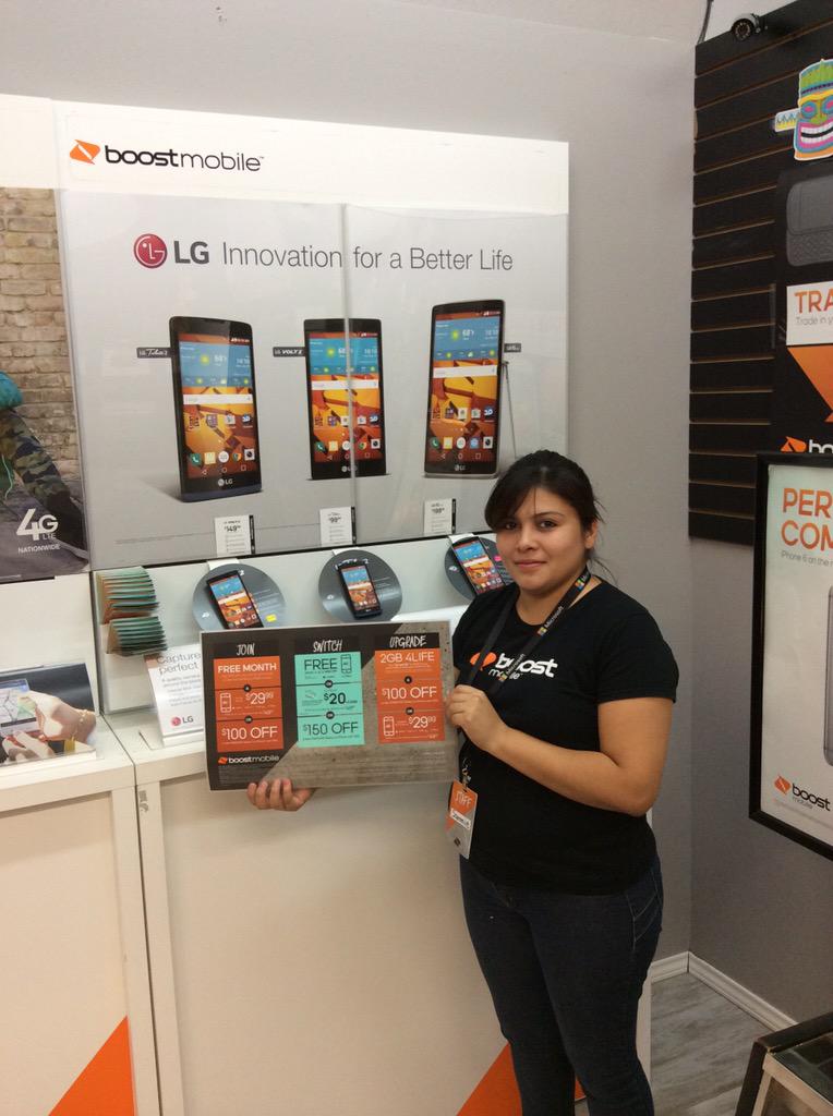 DannyPulido27's tweet photo. Sammie trained and ready to sell! #switchjoinupgrade #BoostHasYouCovered @TimMiller44 @KristyPfahler @SellWithLG http://t.co/qjoeG6k0Wq