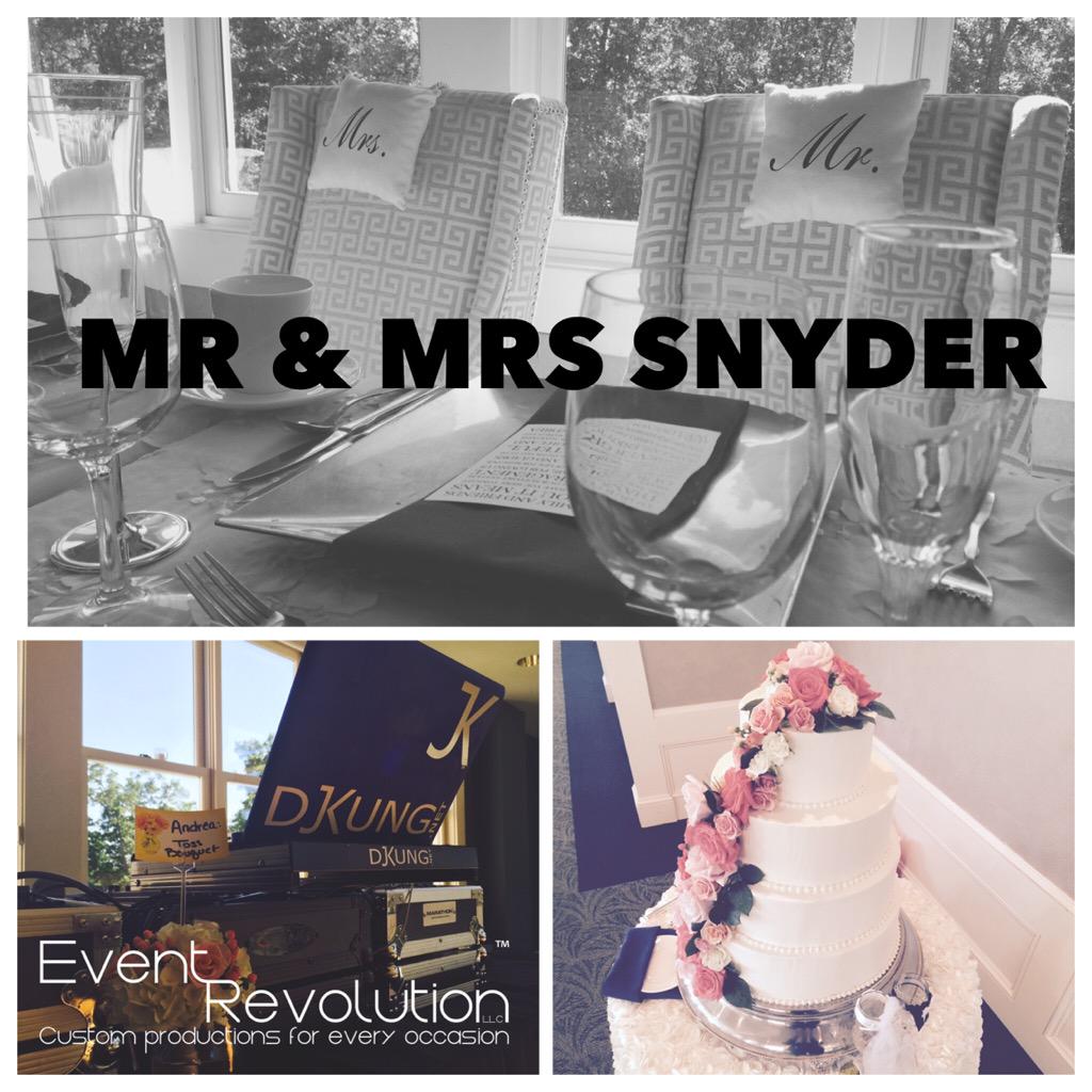 eventrevllc's tweet photo. Congratulations Mr. and Mrs. Snyder! #eventrevllc #wedding #pandapartyof2 #weddingseason @EgyptValleyCC http://t.co/E7RBjT93NP