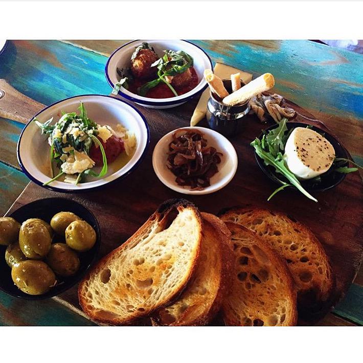 Spread on point! 📷 @phoebeandpheobe #MADpizza #sydneyfoodie #sydneyeats