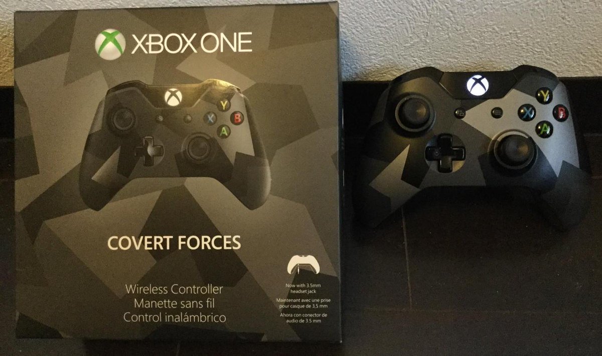 Hidebusa A Twitter Xboxone 新型コントローラー 使って感じた変更点まとめ ワイヤレスで更新可能に Lb Rbボタン 押しやすくなり音も軽減 オーディオ品質向上 最大音量up ヘッドホンジャック装備 シイタケボタンの反応が若干マイルドに 買いです Http