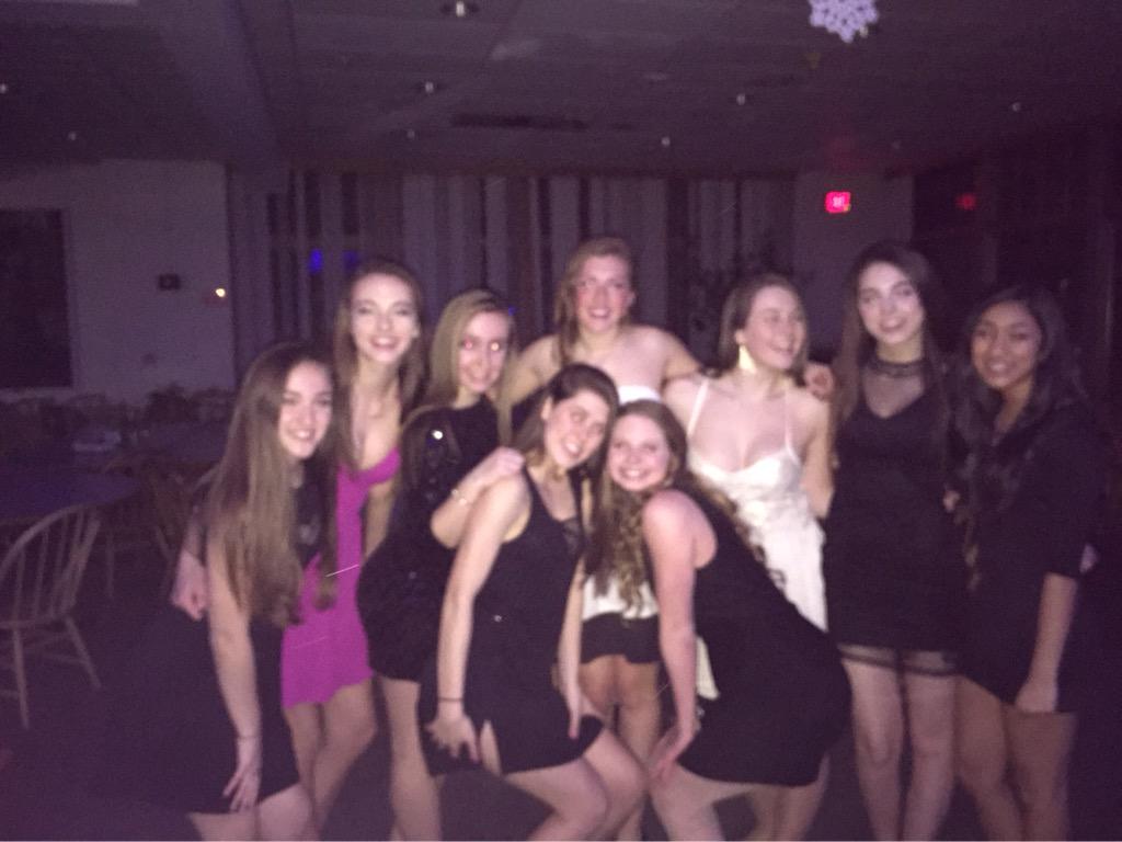 nataqua3's tweet image. national girlfriend day❤️❤️❤️ #MissingTheCrew